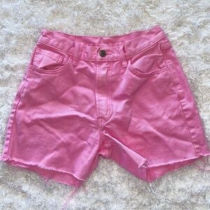 Ladies J Galt size small pink denim shorts